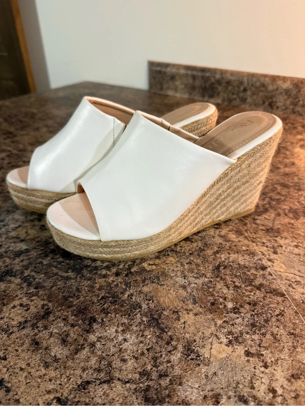 White Refresh Wedge Slide Sandals - Women